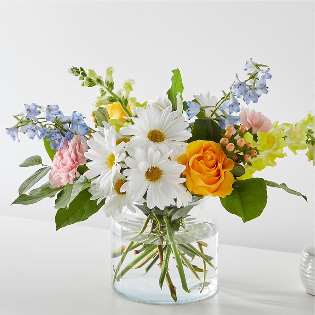 Sun Salutation Bouquet – QUASTHOFF'S FLOWERS, River Grove IL