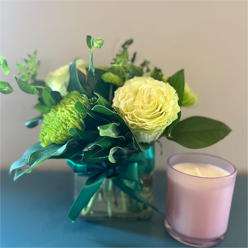 Emerald Forest Bouquet – QUASTHOFF'S FLOWERS, River Grove IL