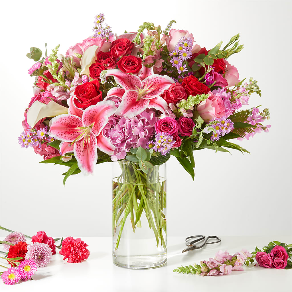 Swooning Over You - A Luxury Florist Original – QUASTHOFF'S FLOWERS, River Grove IL