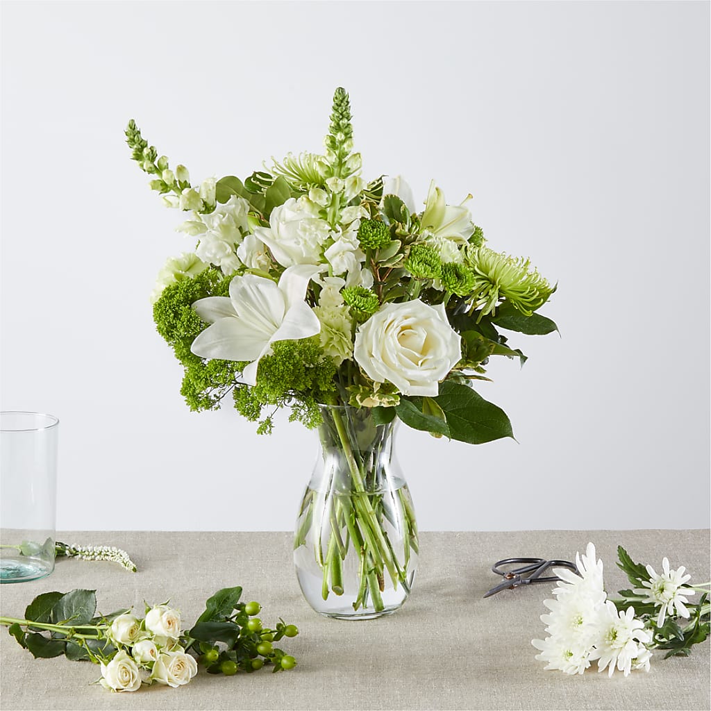 Irish Garden - A Florist Original – QUASTHOFF'S FLOWERS, River Grove IL