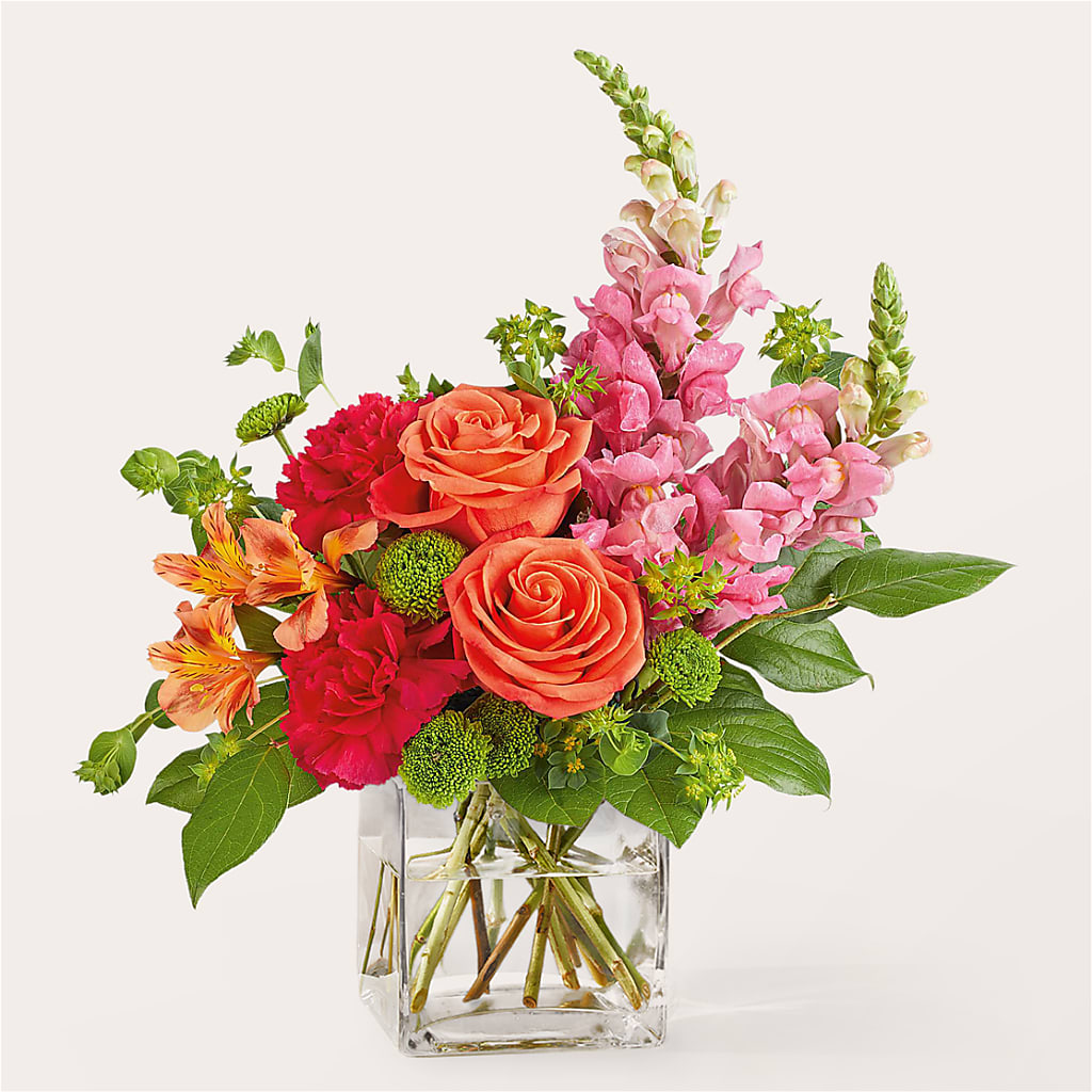 Cosmopolitan Bouquet – QUASTHOFF'S FLOWERS, River Grove IL
