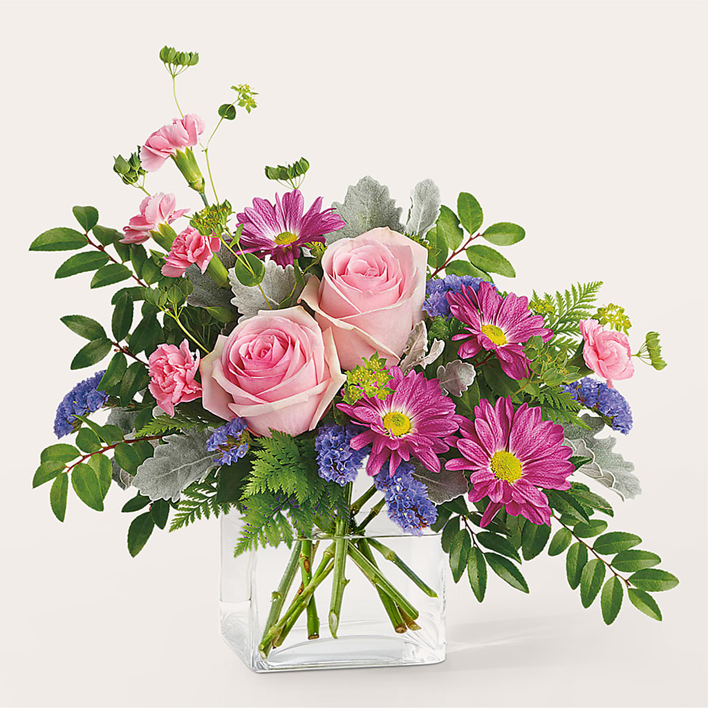 Starlet Bouquet – QUASTHOFF'S FLOWERS, River Grove IL