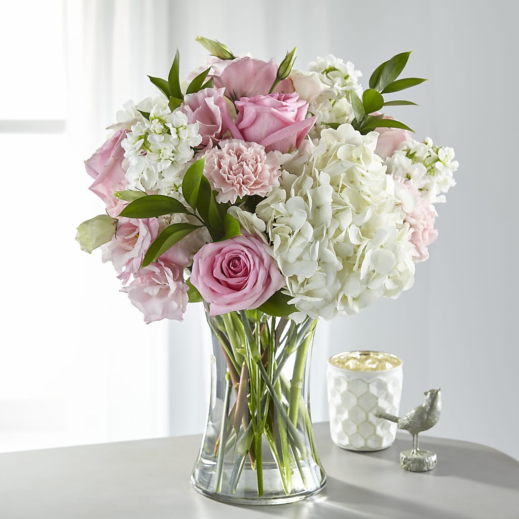 Guiding Grace Bouquet – QUASTHOFF'S FLOWERS, River Grove IL
