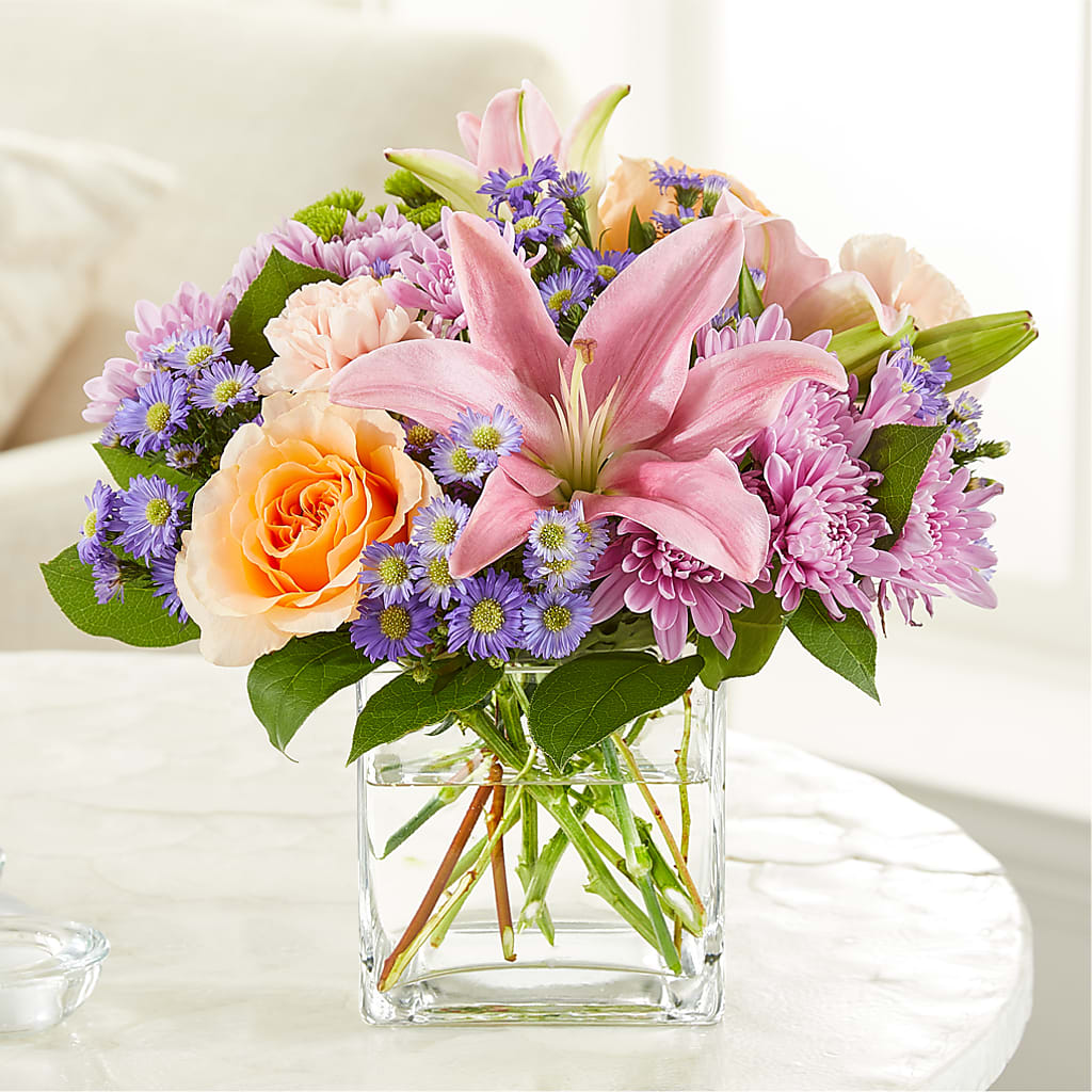 Delicate Details Bouquet – QUASTHOFF'S FLOWERS, River Grove IL