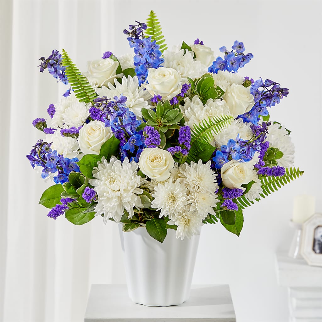 Hold Dear Tabletop Basket – QUASTHOFF'S FLOWERS, River Grove IL