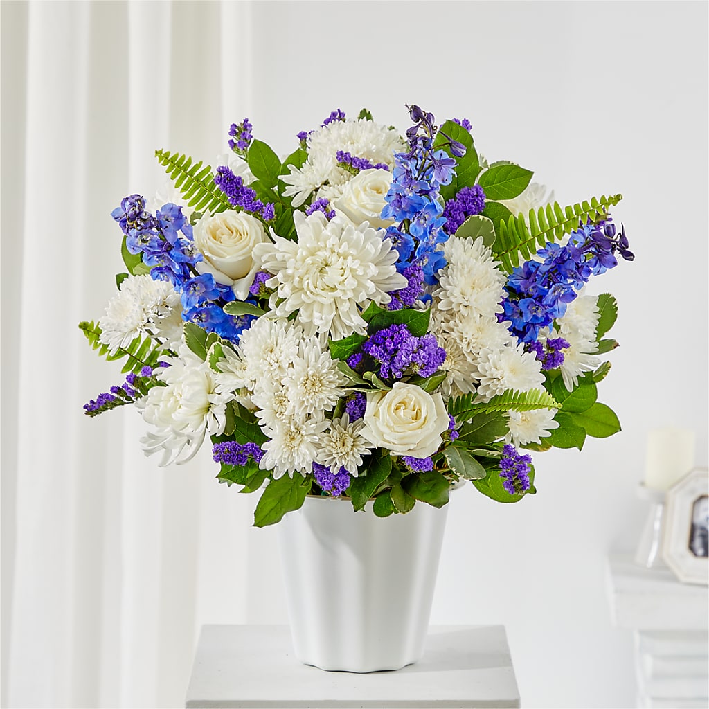 Hold Dear Tabletop Basket – QUASTHOFF'S FLOWERS, River Grove IL