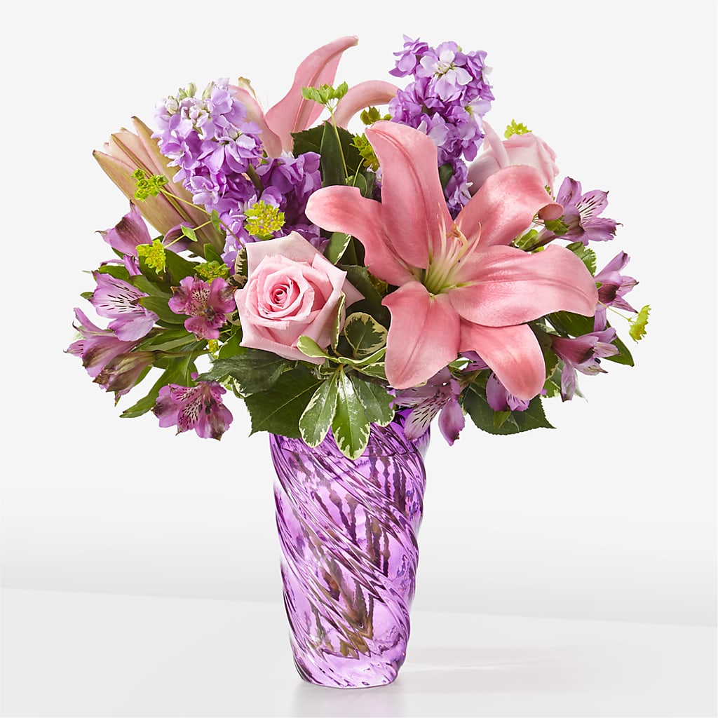 Precious Petals Bouquet with Luxe Swirl Vase – QUASTHOFF'S FLOWERS, River Grove IL