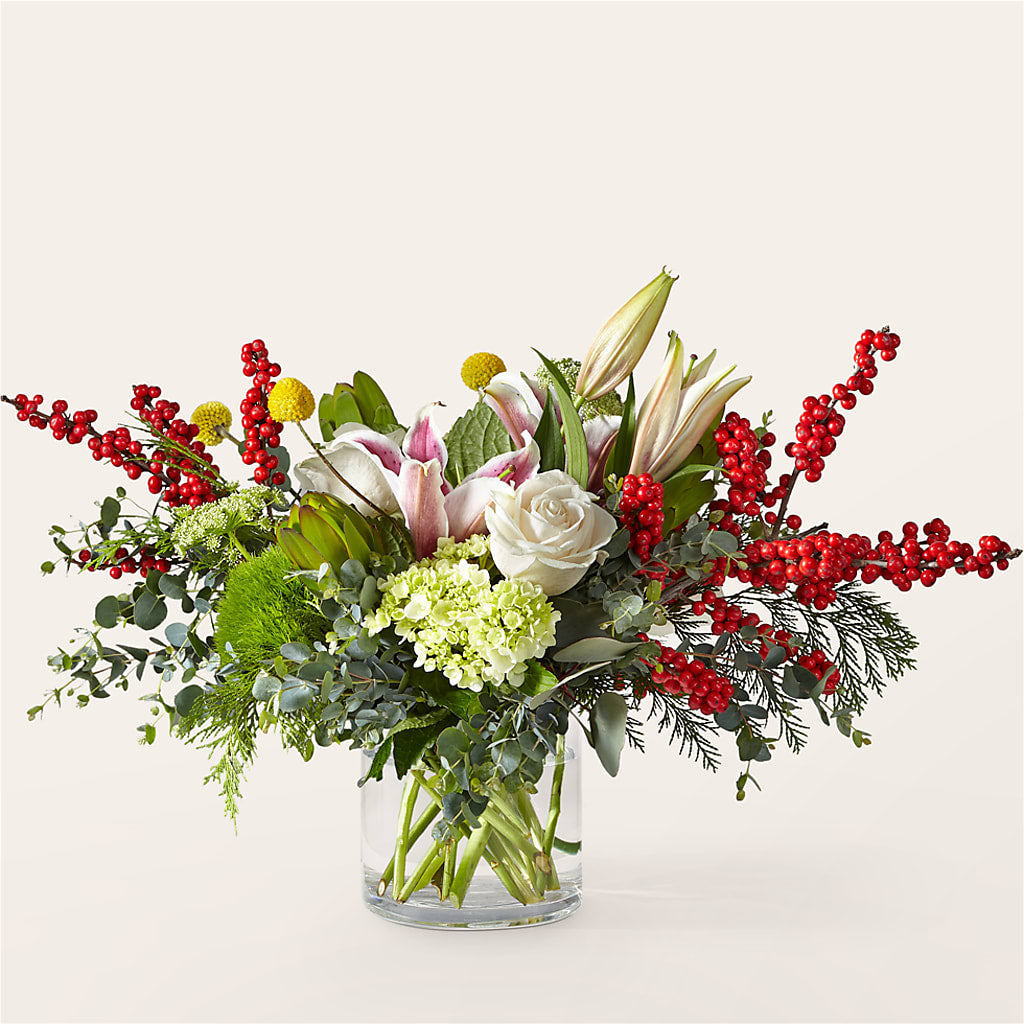 Berry & Bright Bouquet – QUASTHOFF'S FLOWERS, River Grove IL
