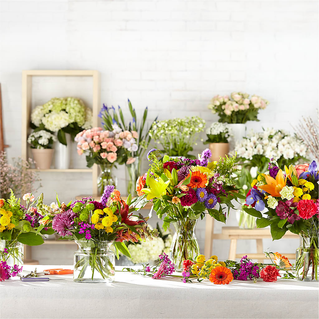 Bold & Bright – A Florist Original – QUASTHOFF'S FLOWERS, River Grove IL
