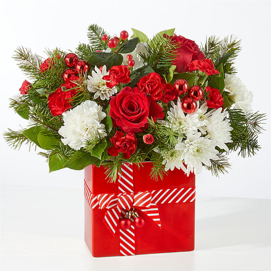 Presents Under the Tree Bouquet – QUASTHOFF'S FLOWERS, River Grove IL
