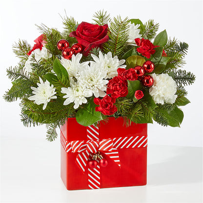 Presents Under the Tree Bouquet – QUASTHOFF'S FLOWERS, River Grove IL