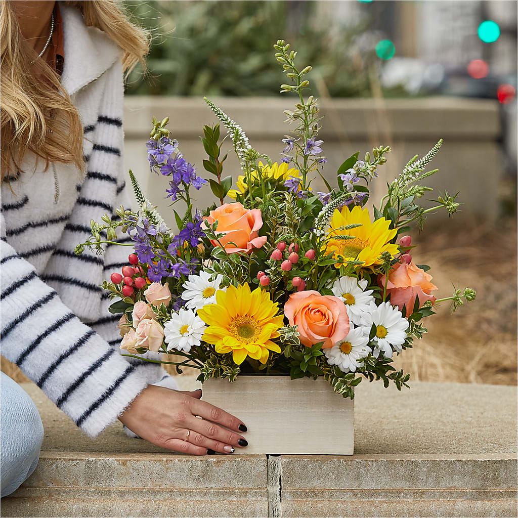 The Good Life Bouquet – QUASTHOFF'S FLOWERS, River Grove IL