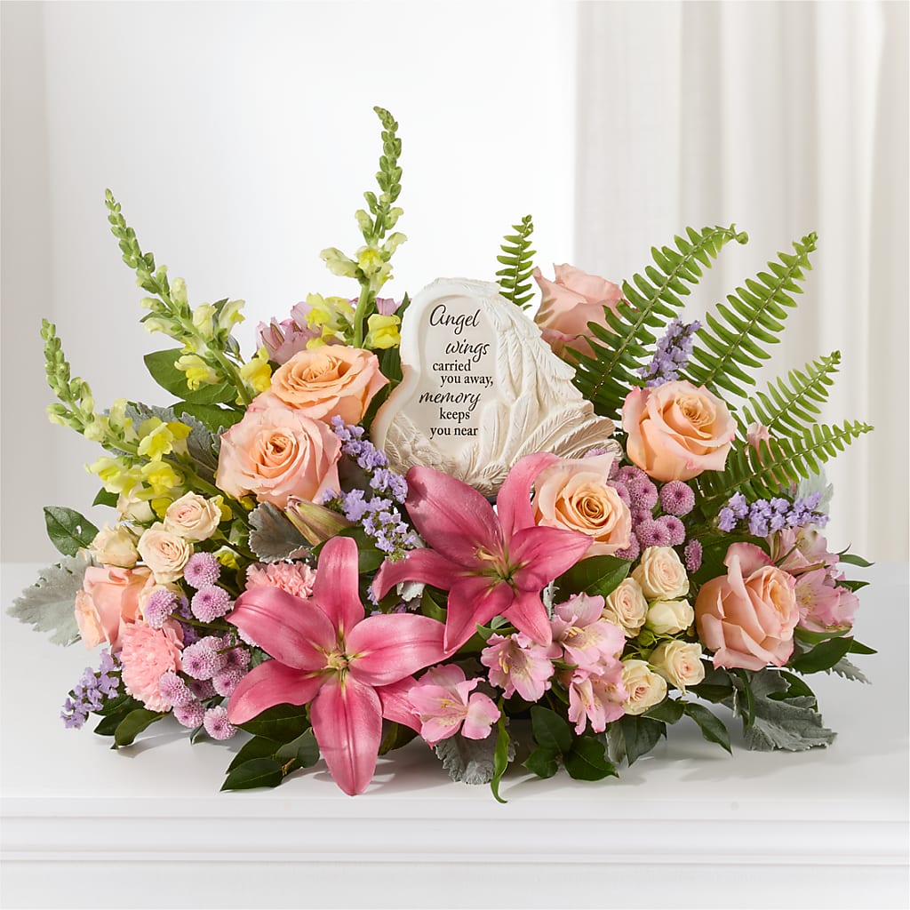 Gentle Light Arrangement – QUASTHOFF'S FLOWERS, River Grove IL