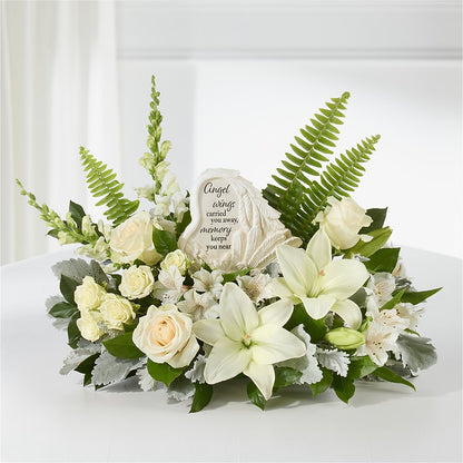 Holding You Close Arrangement – QUASTHOFF'S FLOWERS, River Grove IL