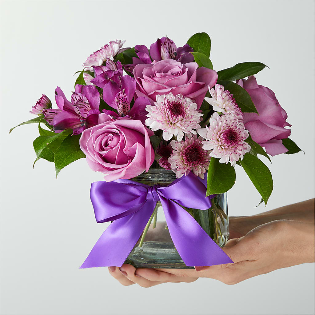 Sugarplum Bouquet – QUASTHOFF'S FLOWERS, River Grove IL