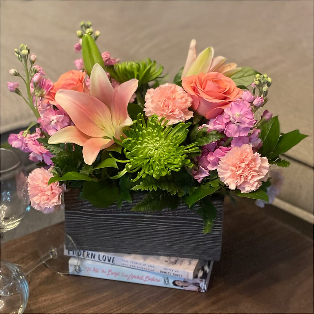 Beautiful Spirit Basket – QUASTHOFF'S FLOWERS, River Grove IL