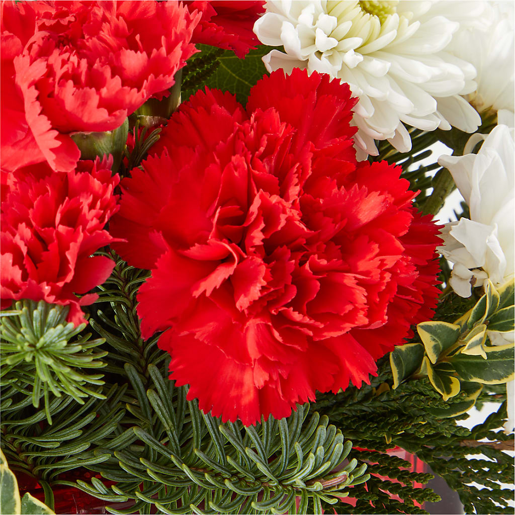 Christmas Market Bouquet – QUASTHOFF'S FLOWERS, River Grove IL