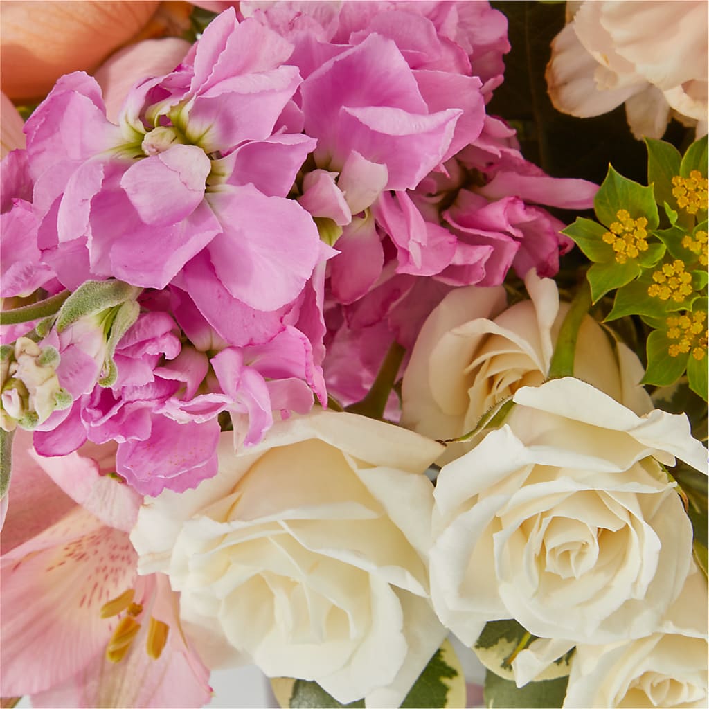 Paradise Bouquet – QUASTHOFF'S FLOWERS, River Grove IL