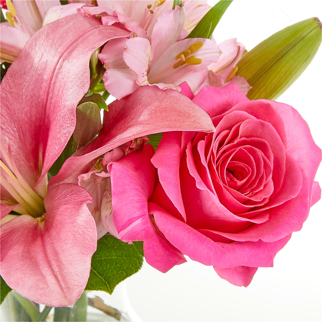 Lots of Love Bouquet – QUASTHOFF'S FLOWERS, River Grove IL