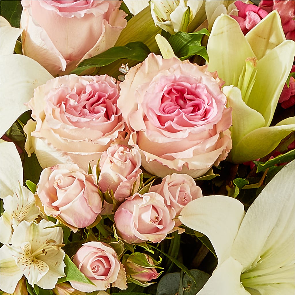 Ballet Slippers Bouquet – QUASTHOFF'S FLOWERS, River Grove IL