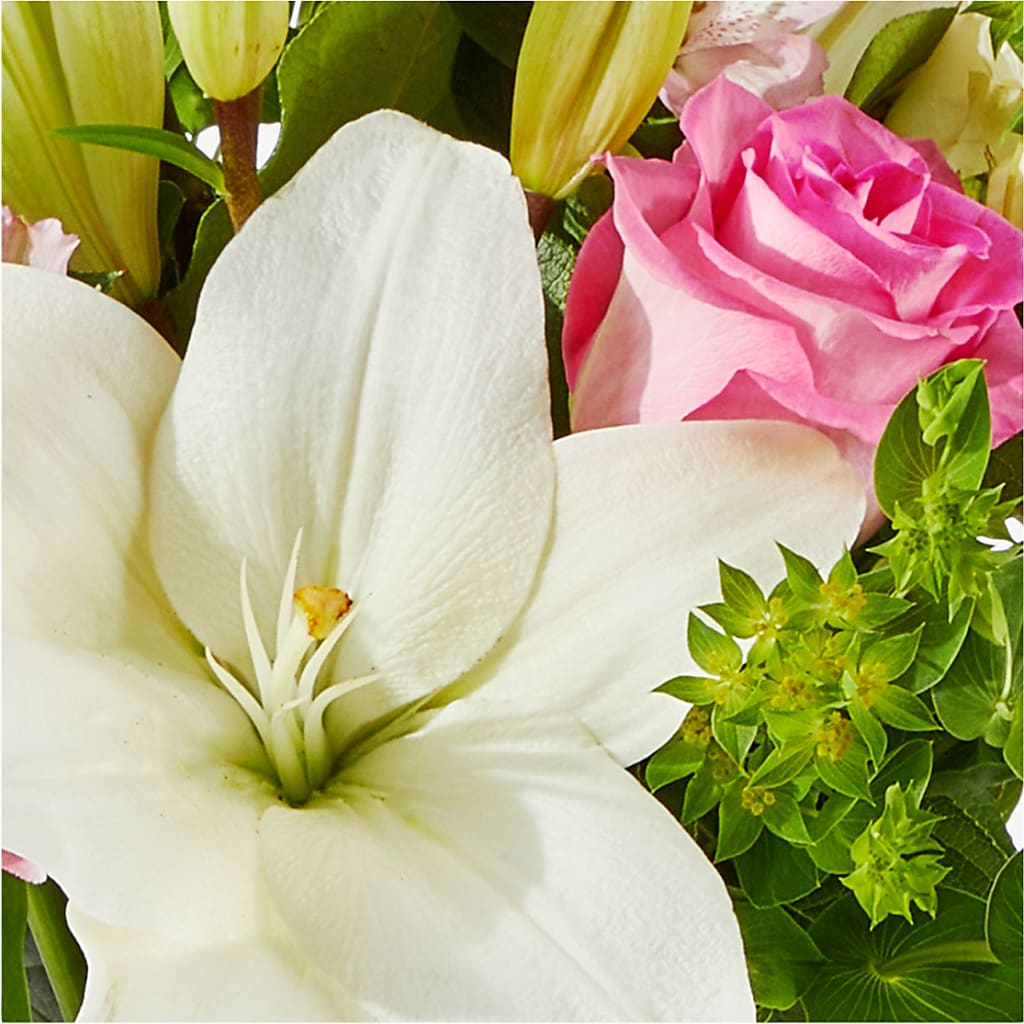 Fondly Bouquet – QUASTHOFF'S FLOWERS, River Grove IL