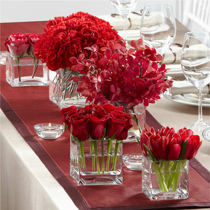 Modern Grace Centerpiece – QUASTHOFF'S FLOWERS, River Grove IL